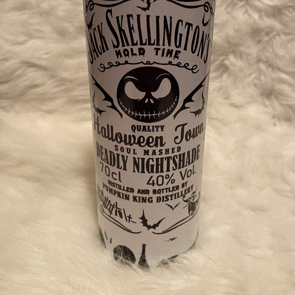 Jack skellington tumbler